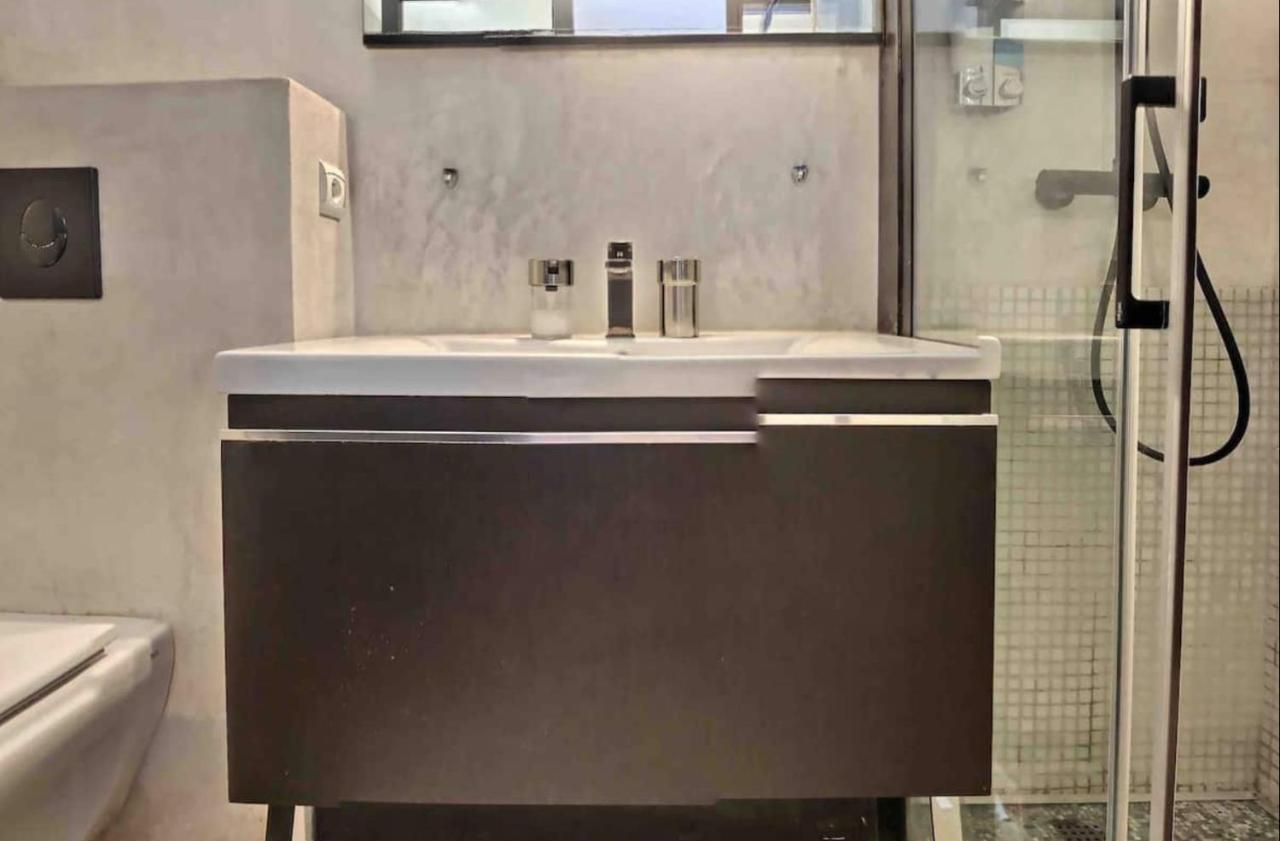 Beautiful Fully Renovated Centrally Located Studio Монте-Карло Экстерьер фото